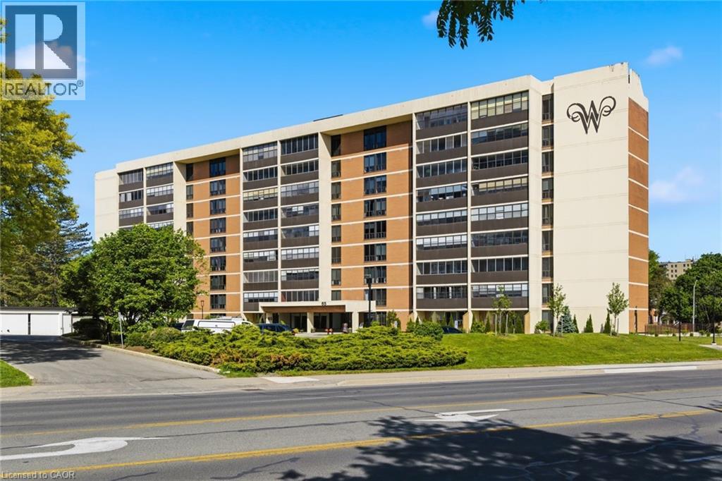 65 Westmount Road N Unit# 402, Waterloo, Ontario N2L 5G6 - Photo 2 - 40835963