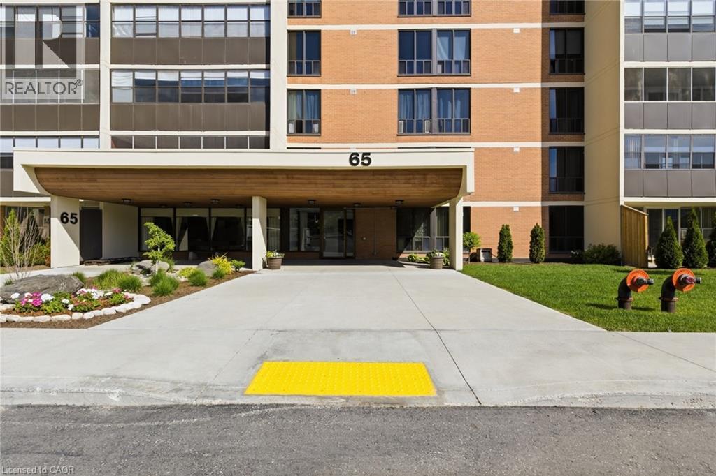 65 Westmount Road N Unit# 402, Waterloo, Ontario N2L 5G6 - Photo 4 - 40835963