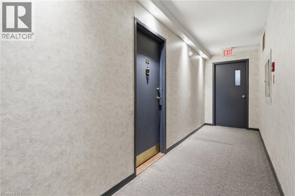 65 Westmount Road N Unit# 402, Waterloo, Ontario N2L 5G6 - Photo 7 - 40835963