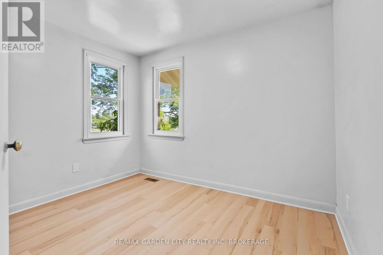 1828 Decew Road, Thorold, Ontario  L0S 1E6 - Photo 14 - X13416668
