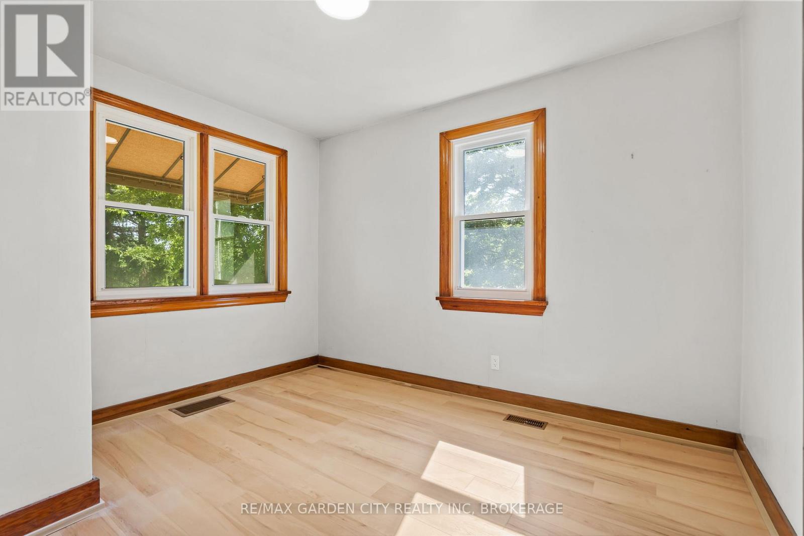 1828 Decew Road, Thorold, Ontario  L0S 1E6 - Photo 7 - X13416668
