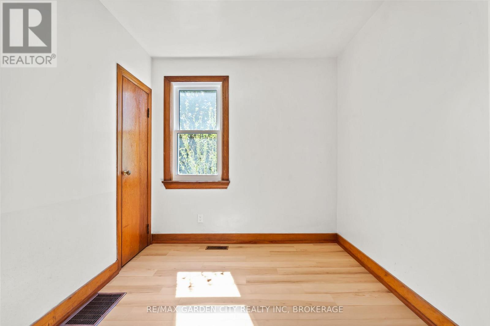 1828 Decew Road, Thorold, Ontario  L0S 1E6 - Photo 9 - X13416668