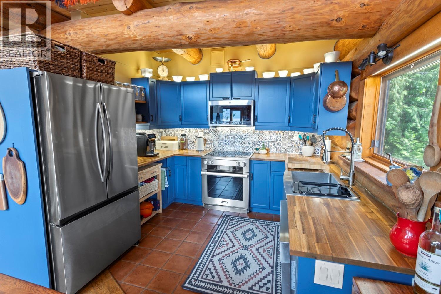 14425 3a Highway, Gray Creek, British Columbia V0B 1A2 - Photo 9 - 10389671