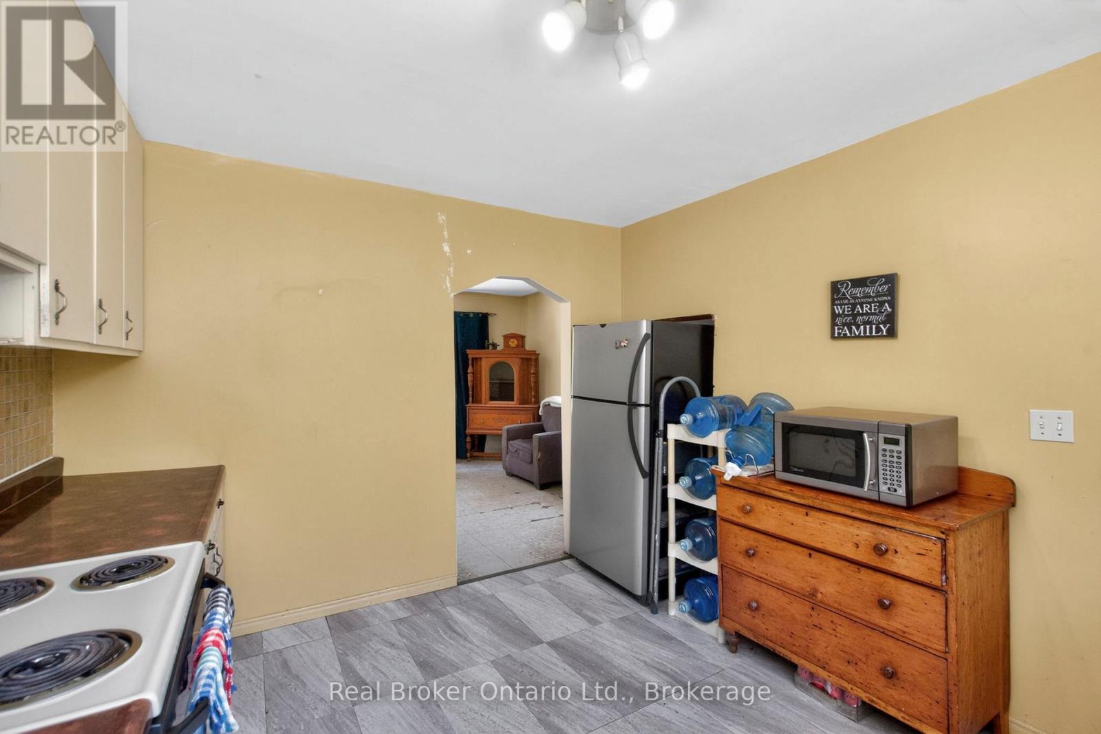 6988 Con Rd 4 Road, Adjala-Tosorontio, Ontario  L0M 1M0 - Photo 9 - N13416580