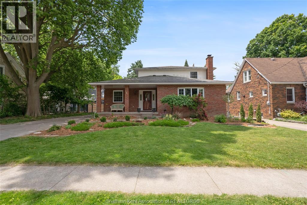 138 Elizabeth Street, Chatham, Ontario  N7L 2Y4 - Photo 2 - 26013384