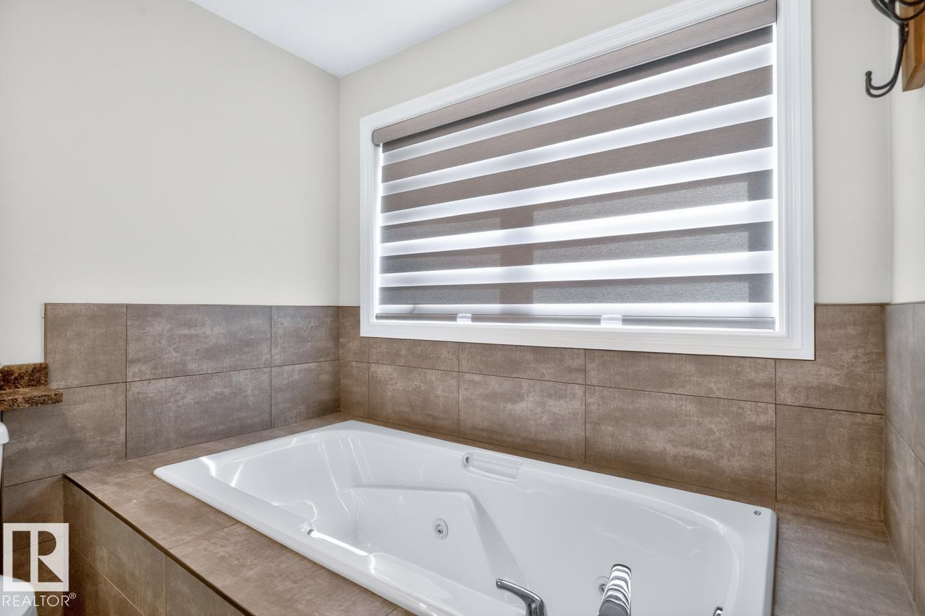 12 Kingdom Pl, Leduc, Alberta  T9E 0J2 - Photo 28 - E4492504