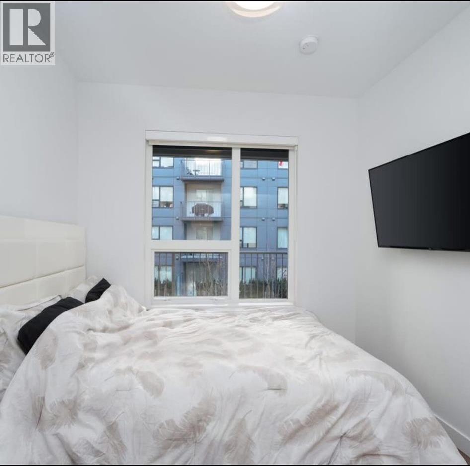 217 645 Como Lake Avenue, Coquitlam, British Columbia  V3J 0N9 - Photo 4 - R3133228
