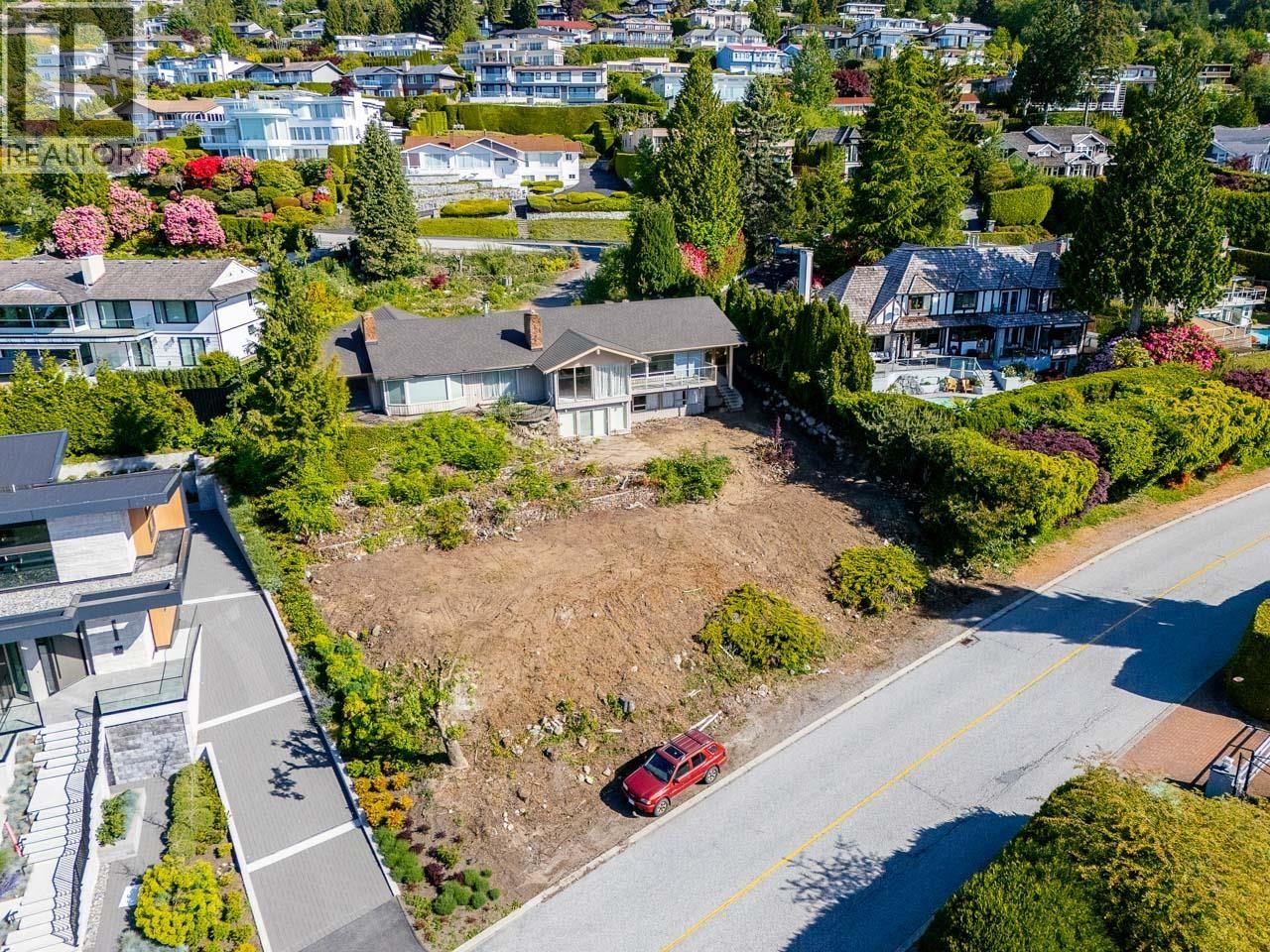1364 Chartwell Drive, West Vancouver, British Columbia  V7S 2R5 - Photo 4 - R3133460