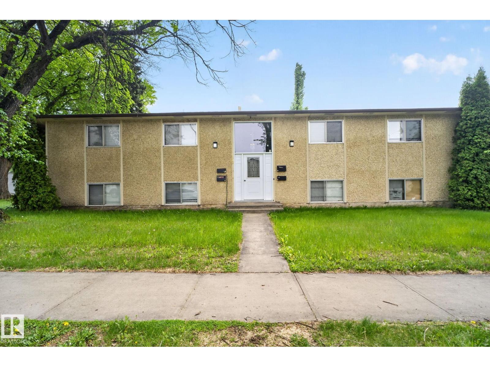 6203 122 AV NW, Edmonton, Alberta