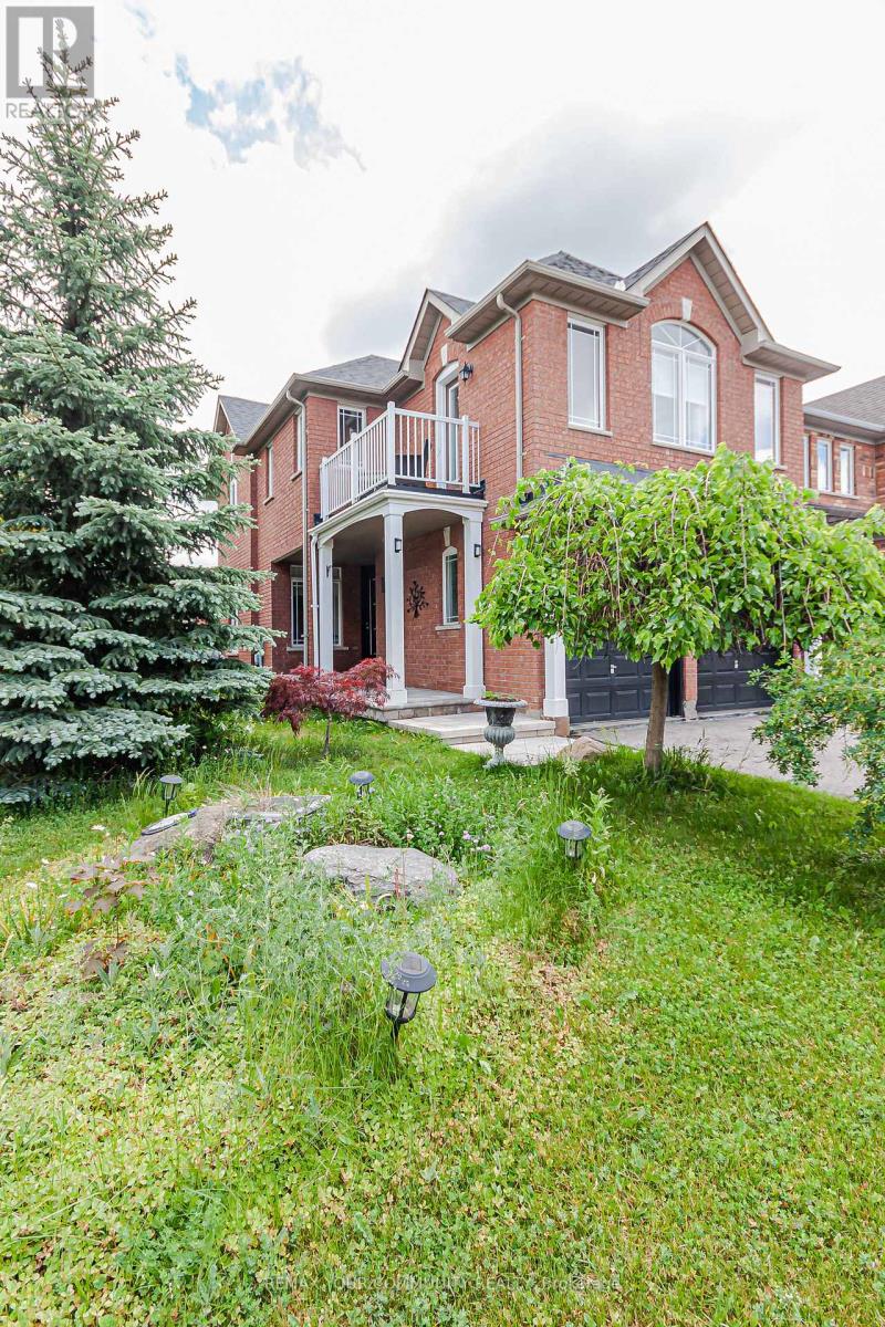 117 LITTLESIDE STREET, Richmond Hill, Ontario