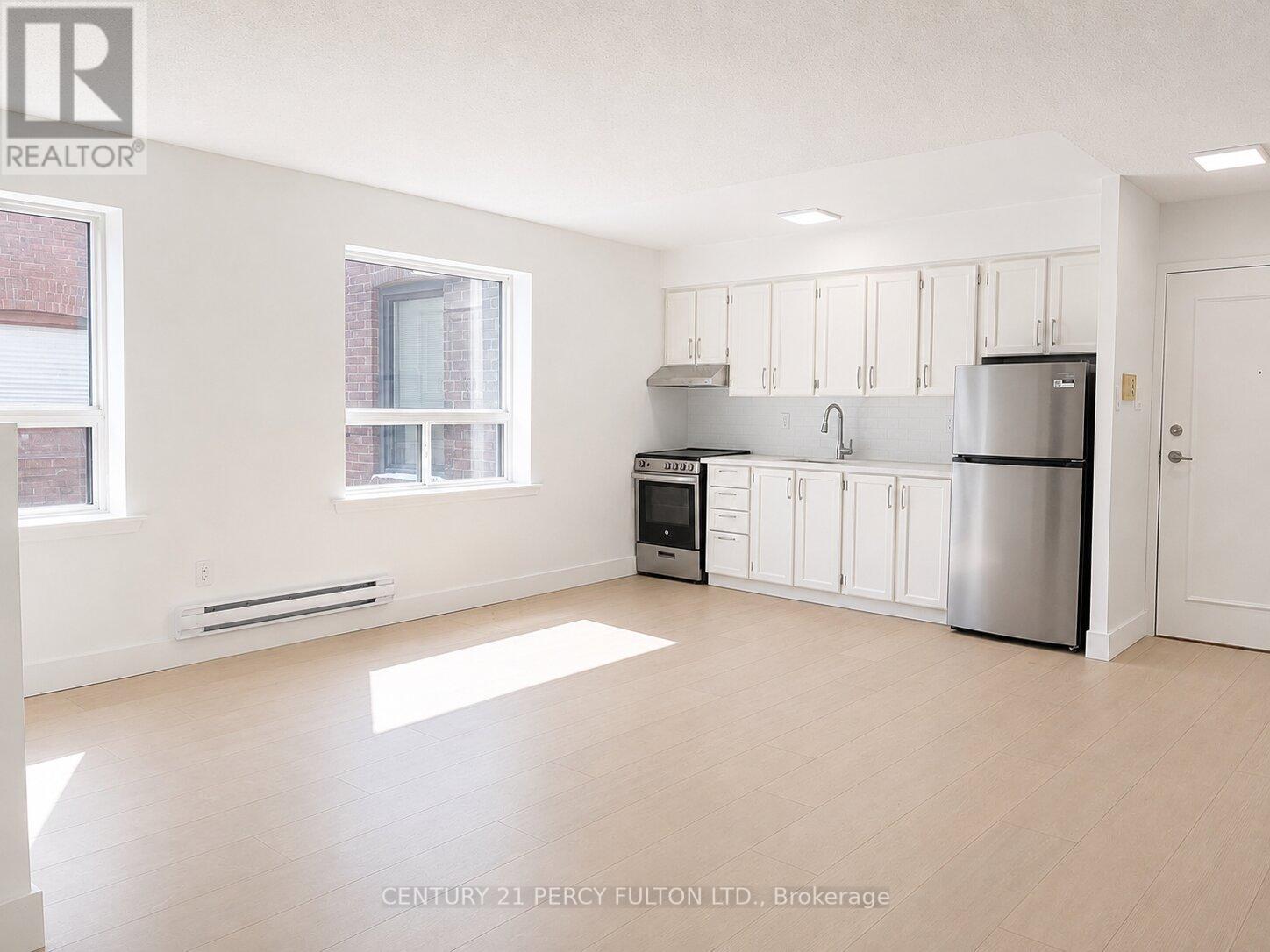 4 - 2373 BLOOR STREET W, Toronto, Ontario