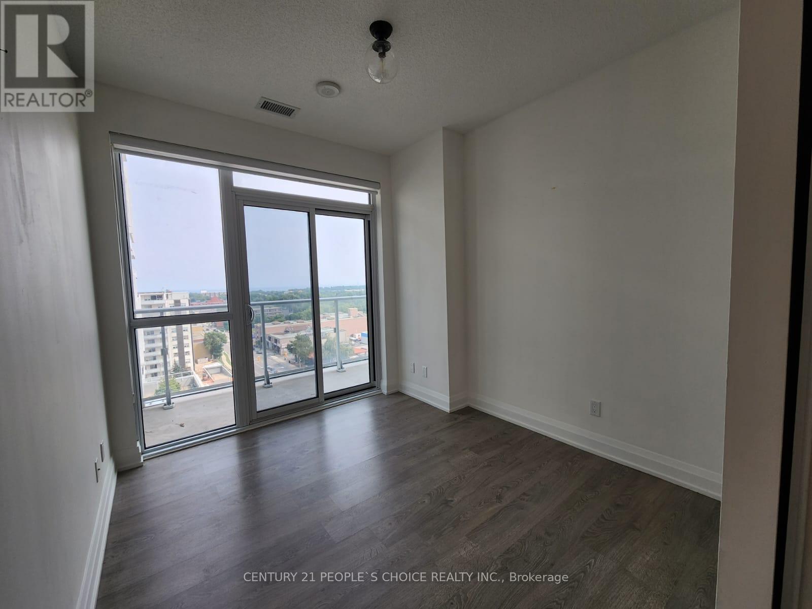 1009 - 65 Speers Road, Oakville, Ontario  L6K 0J1 - Photo 2 - W13416730