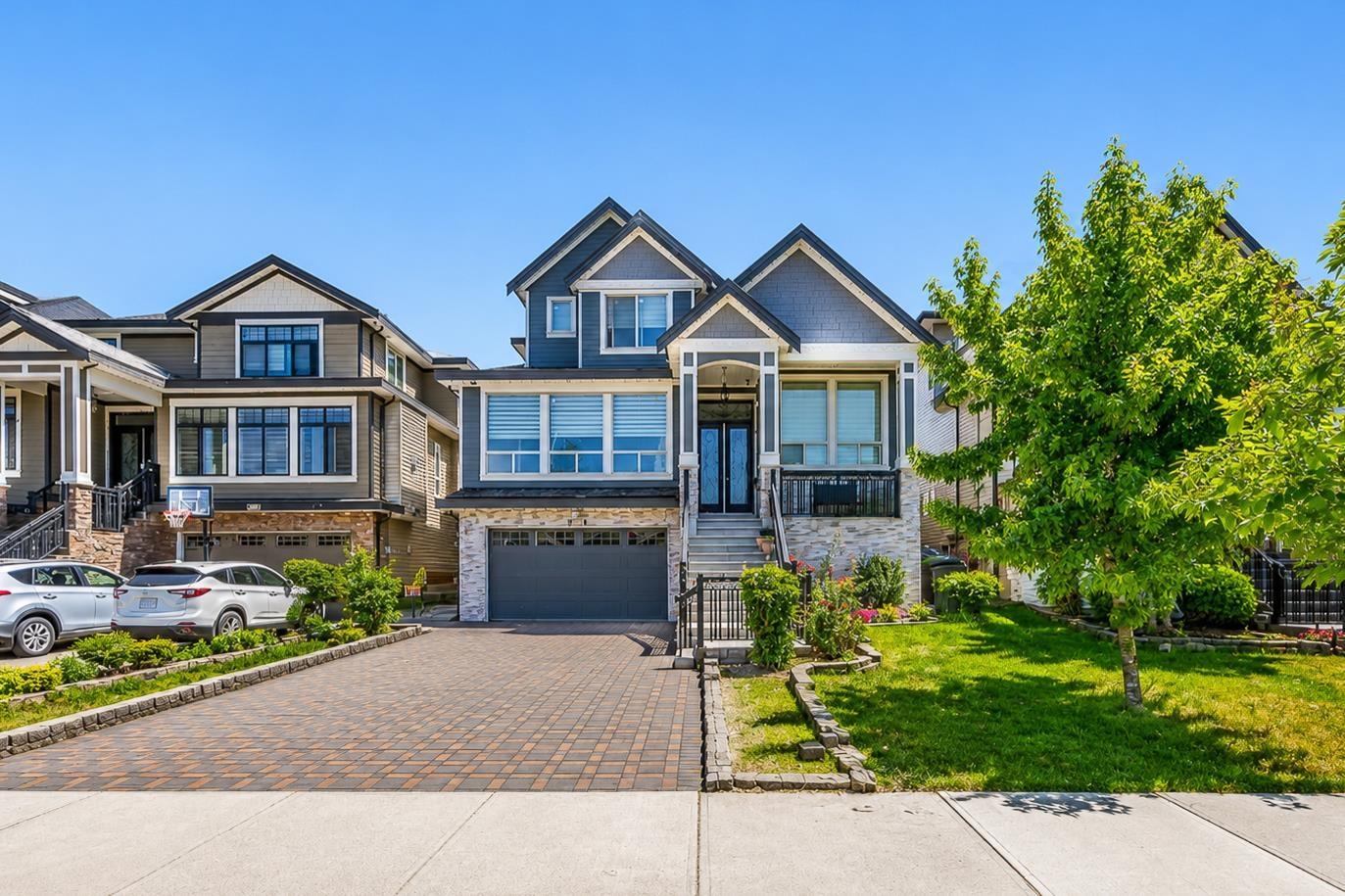 6560 124 Street, Surrey, British Columbia  V3W 1P7 - Photo 2 - R3129860