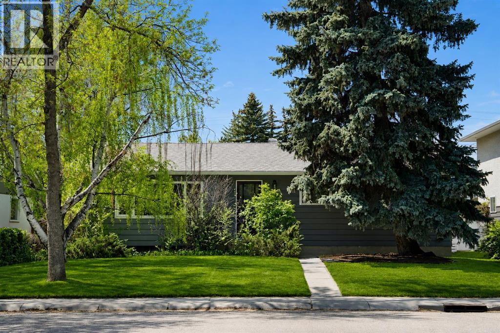 3123 Brentwood Boulevard Nw, Calgary, Alberta  T2L 1L9 - Photo 1 - A2316631