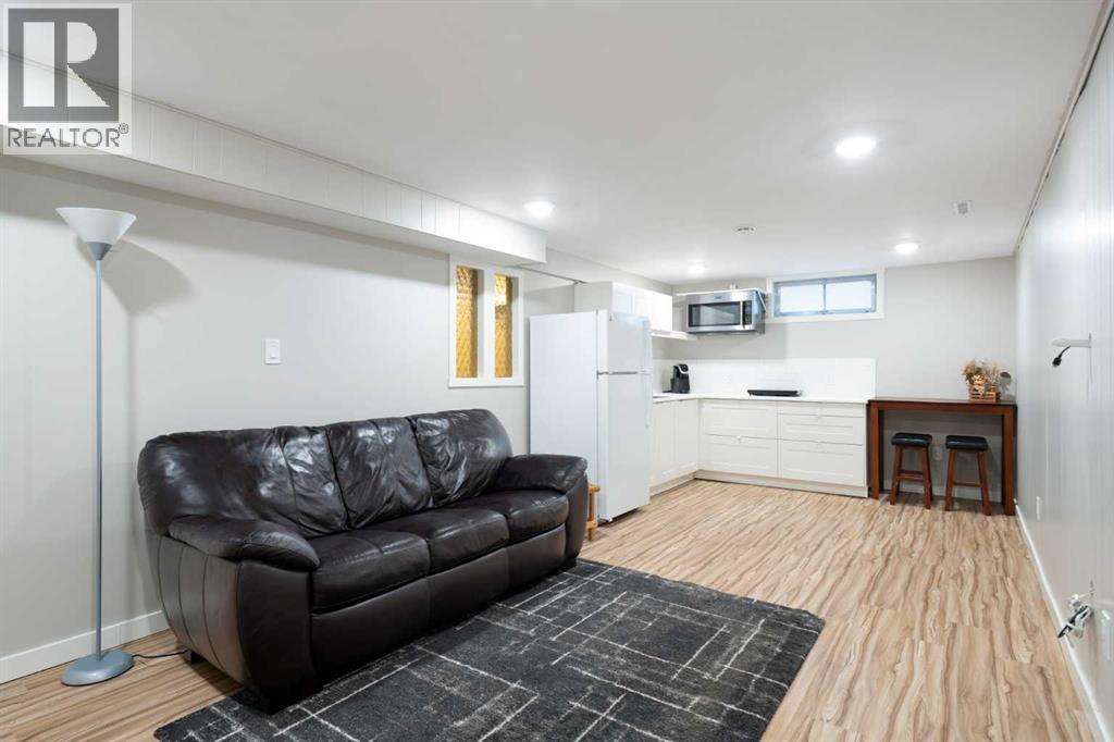 3123 Brentwood Boulevard Nw, Calgary, Alberta  T2L 1L9 - Photo 31 - A2316631