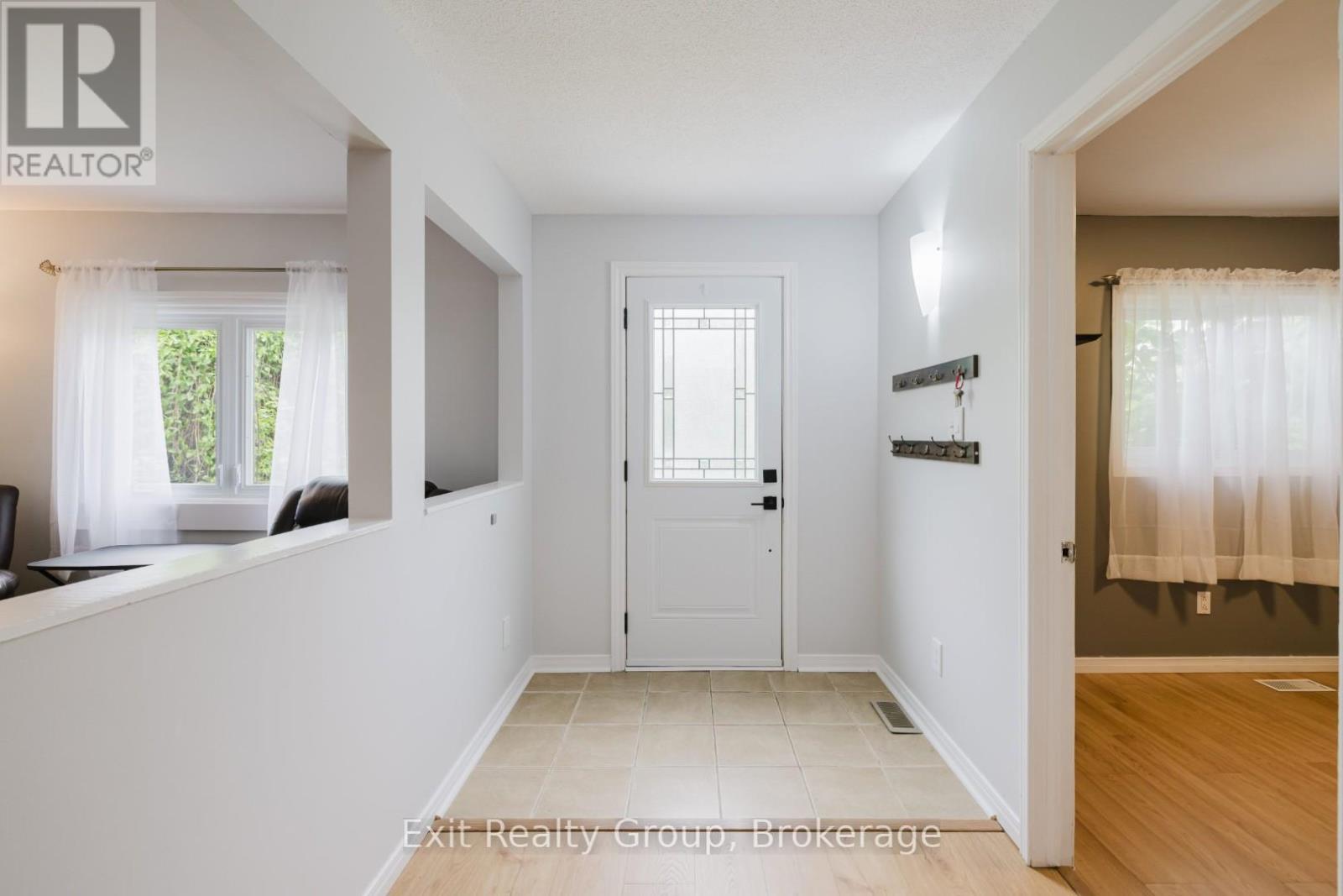 53 Quinte View Drive, Quinte West, Ontario  K8V 5P5 - Photo 5 - X13416920