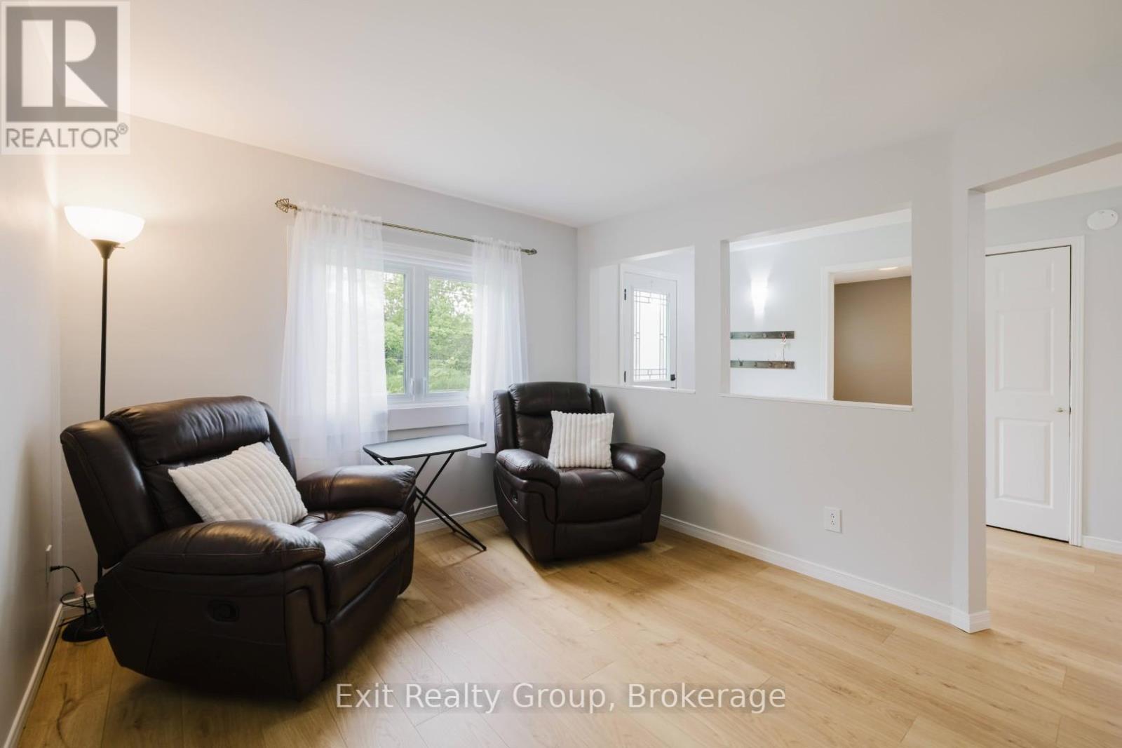 53 Quinte View Drive, Quinte West, Ontario  K8V 5P5 - Photo 8 - X13416920