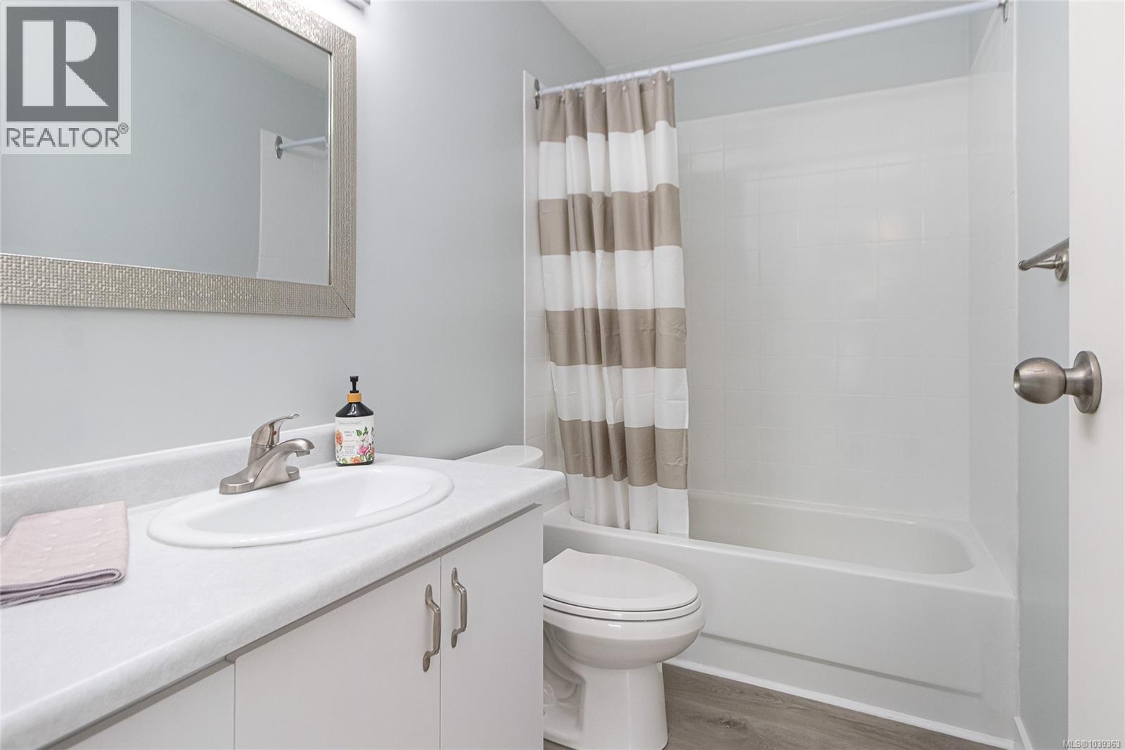 302 3215 Cowichan Lake Rd, Duncan, British Columbia  V9L 5G5 - Photo 17 - 1039363