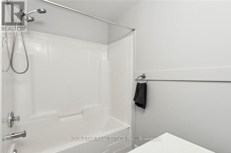 159 Henhoeffer Crescent, Kitchener, Ontario  N2E 4H2 - Photo 24 - X13416654
