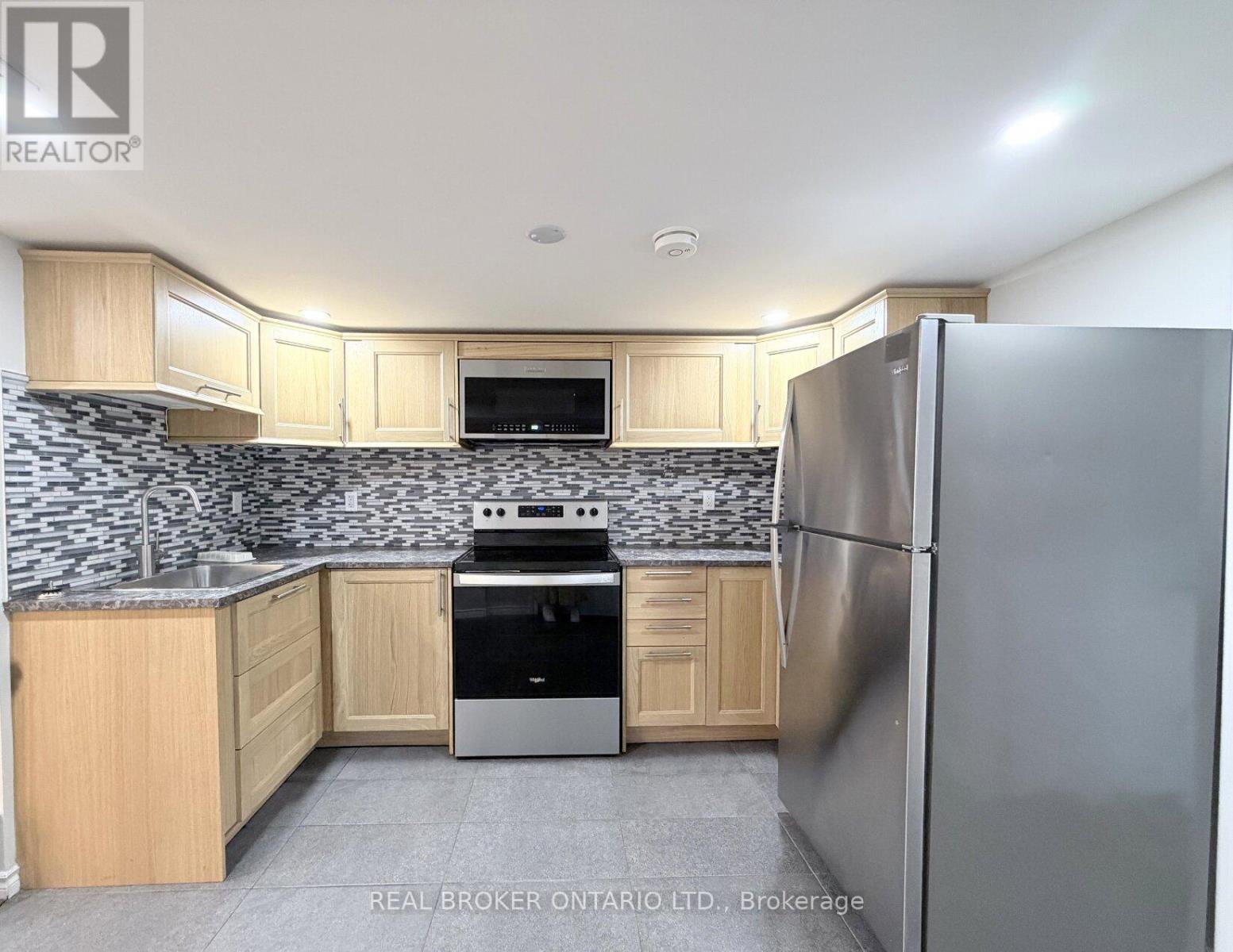BASEMENT - 315 EAST 22ND STREET, Hamilton, Ontario
