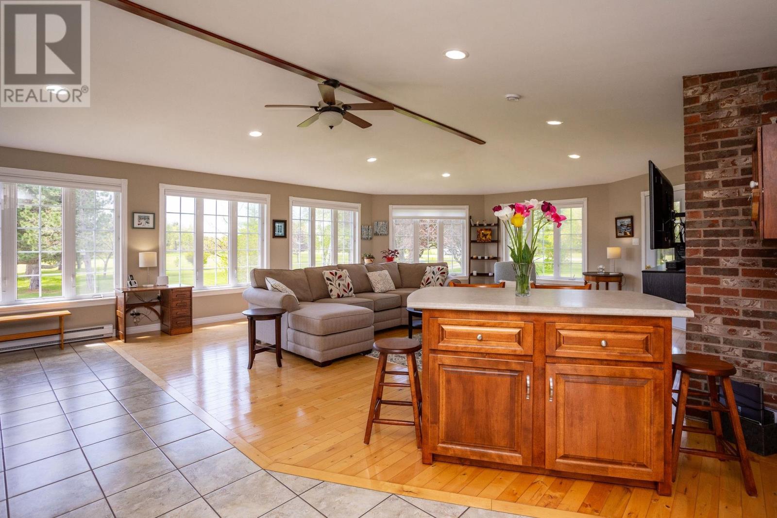 102 Panmure Island, Gaspereaux, Prince Edward Island  C0A 1R0 - Photo 10 - 202613674