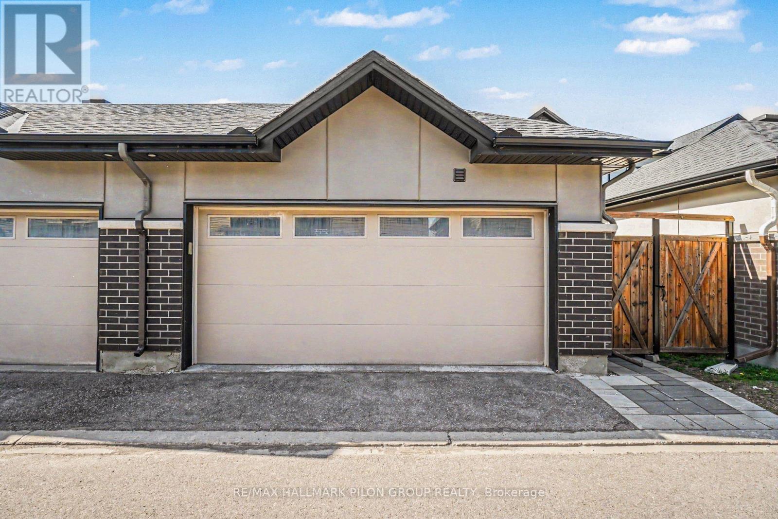 618 Mikinak Road, Ottawa, Ontario  K1K 3X7 - Photo 2 - X13416904