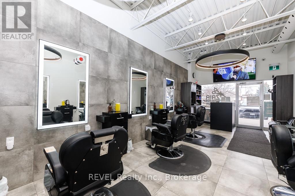 120 Welland Avenue, St. Catharines (Downtown), Ontario  L2R 2N3 - Photo 4 - X13416814