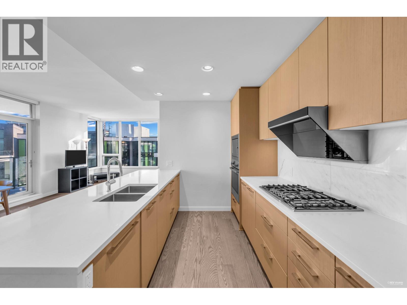 606 3533 Ross Drive, Vancouver, British Columbia  V6S 0L3 - Photo 8 - R3133498