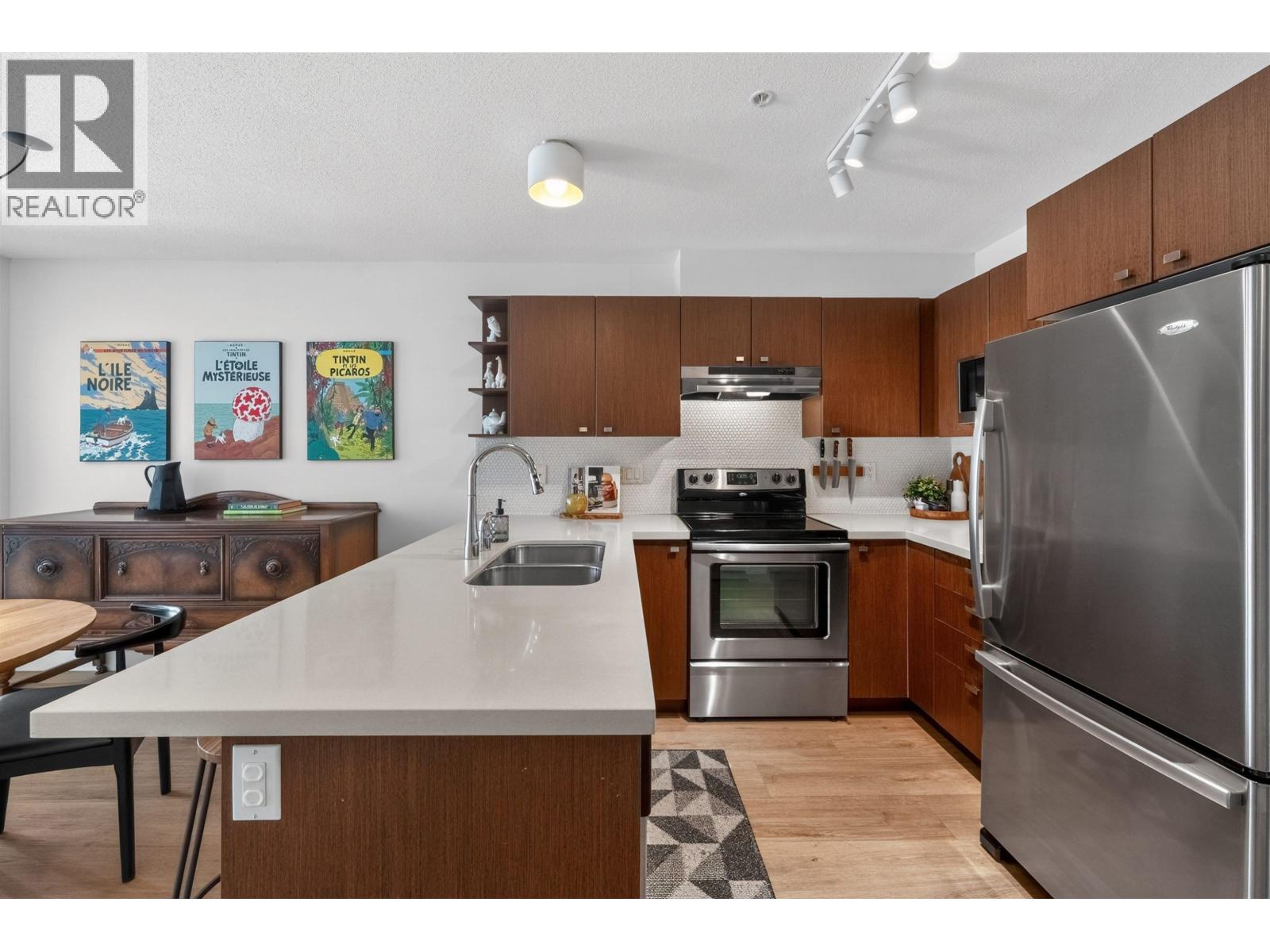 Listing image 9