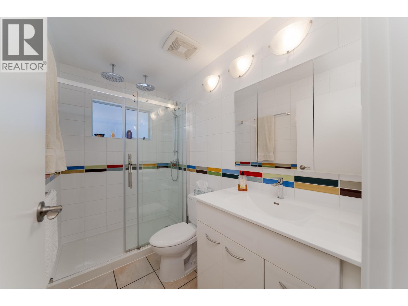 4432 Graveley Street, Burnaby, British Columbia  V5C 3T8 - Photo 24 - R3133473