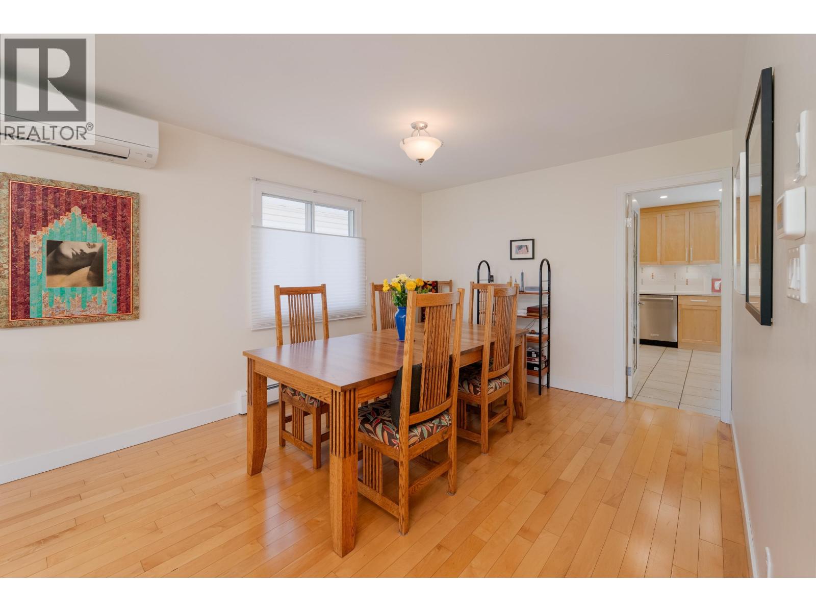 4432 Graveley Street, Burnaby, British Columbia  V5C 3T8 - Photo 6 - R3133473