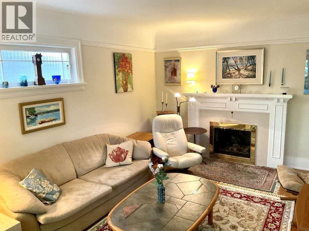 3974 W 18th Avenue, Vancouver, British Columbia  V6S 1B7 - Photo 4 - R3133520