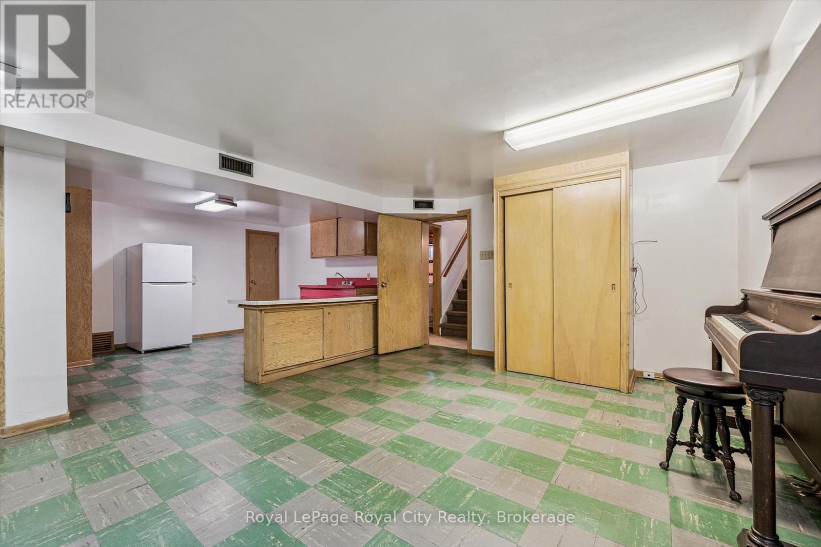 4 Campion Avenue, Guelph, Ontario  N1H 5L3 - Photo 26 - X13416886