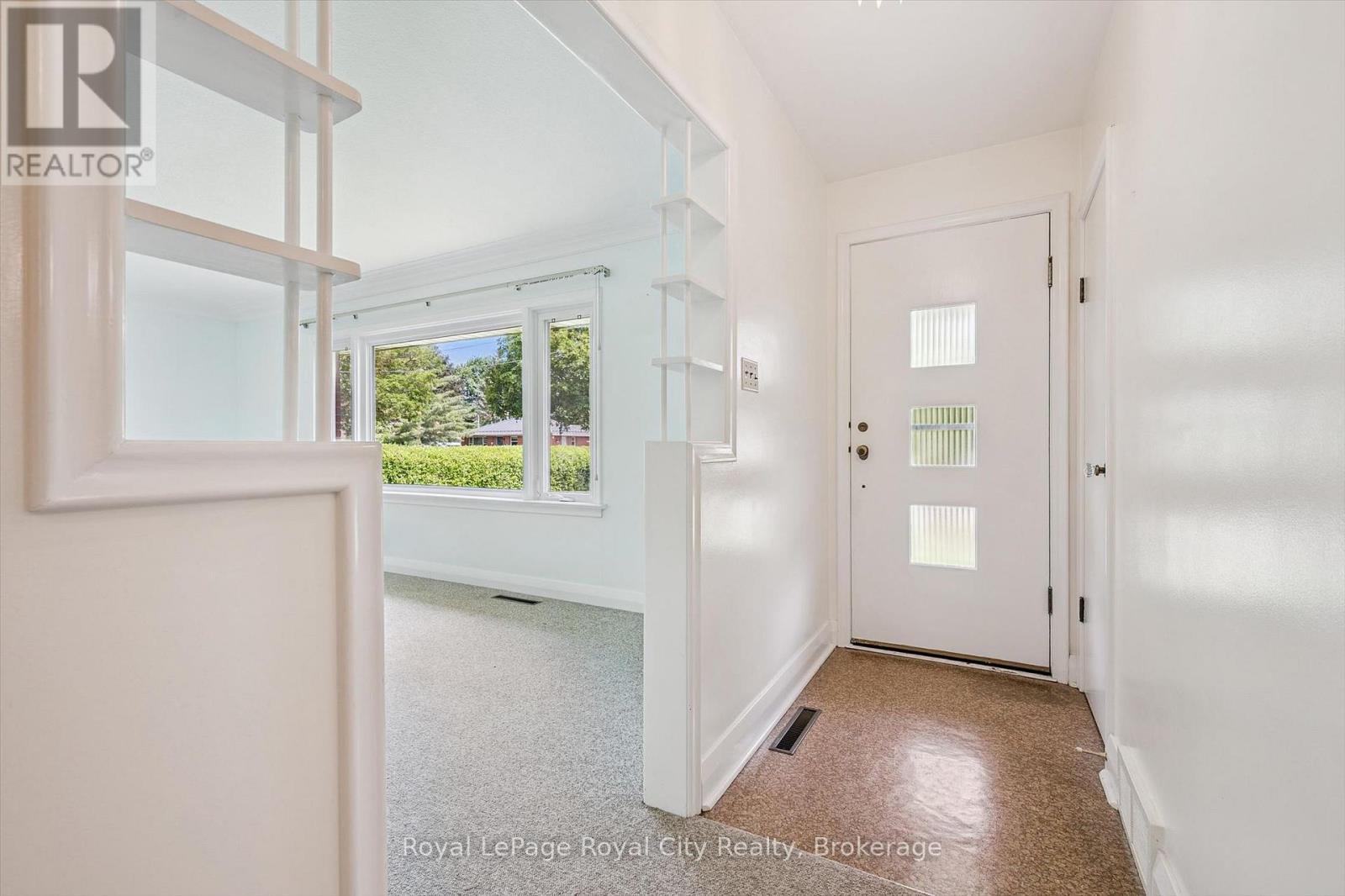 4 Campion Avenue, Guelph, Ontario  N1H 5L3 - Photo 5 - X13416886
