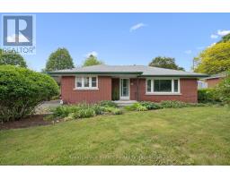 4 CAMPION AVENUE, guelph (exhibition park), Ontario