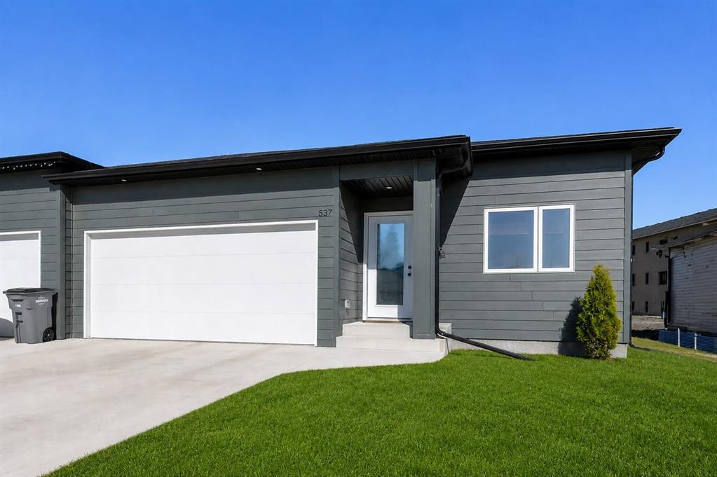 537 St. Alphonse Avenue, Ste Anne, Manitoba