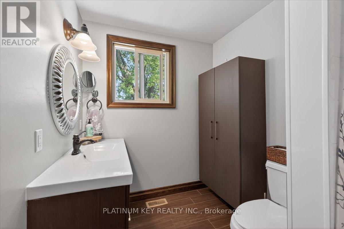 8271 Glengyle Drive, Strathroy-Caradoc, Ontario  N7G 3H3 - Photo 20 - X13414026