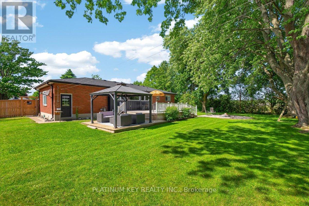 8271 Glengyle Drive, Strathroy-Caradoc, Ontario  N7G 3H3 - Photo 38 - X13414026