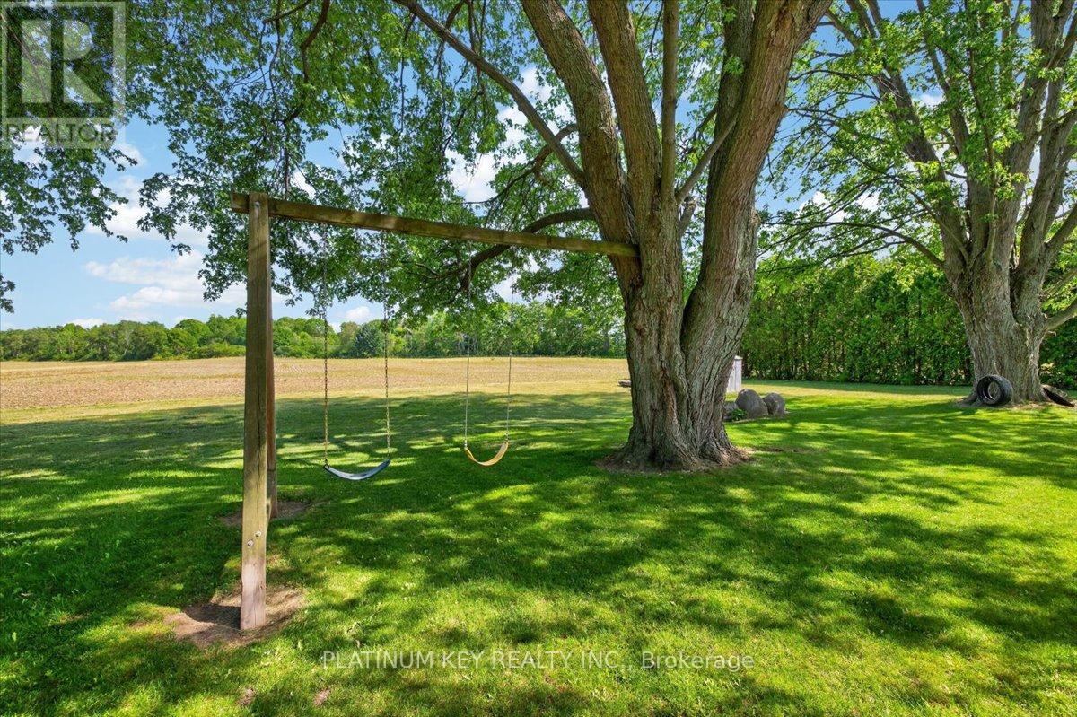 8271 Glengyle Drive, Strathroy-Caradoc, Ontario  N7G 3H3 - Photo 40 - X13414026