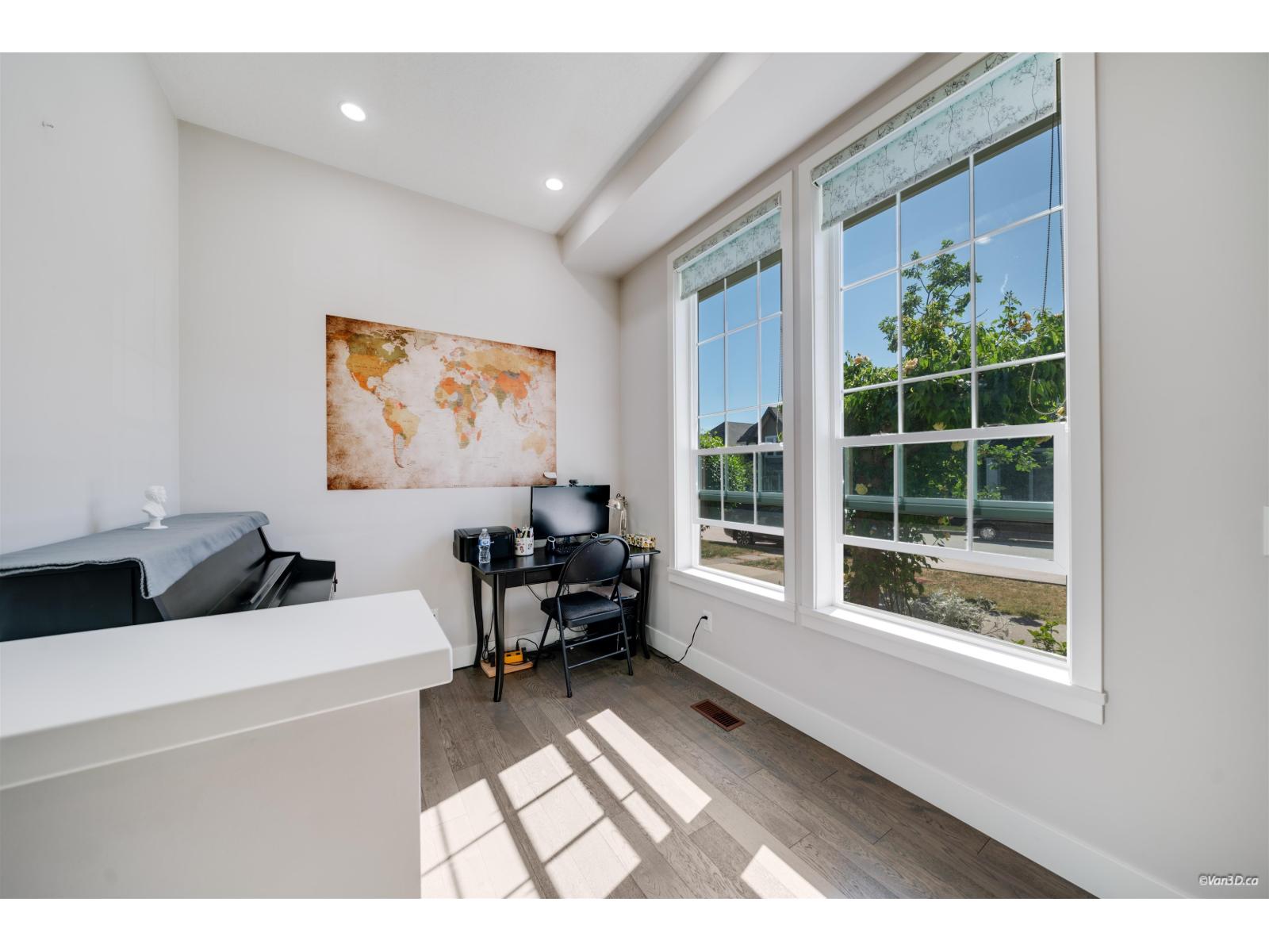2168 165b Street, Surrey, British Columbia  V3Z 0V6 - Photo 4 - R3133495