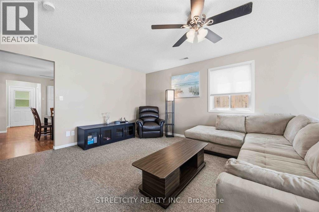 502 Plympton Street, Plympton-Wyoming, Ontario  N0N 1T0 - Photo 8 - 26013452
