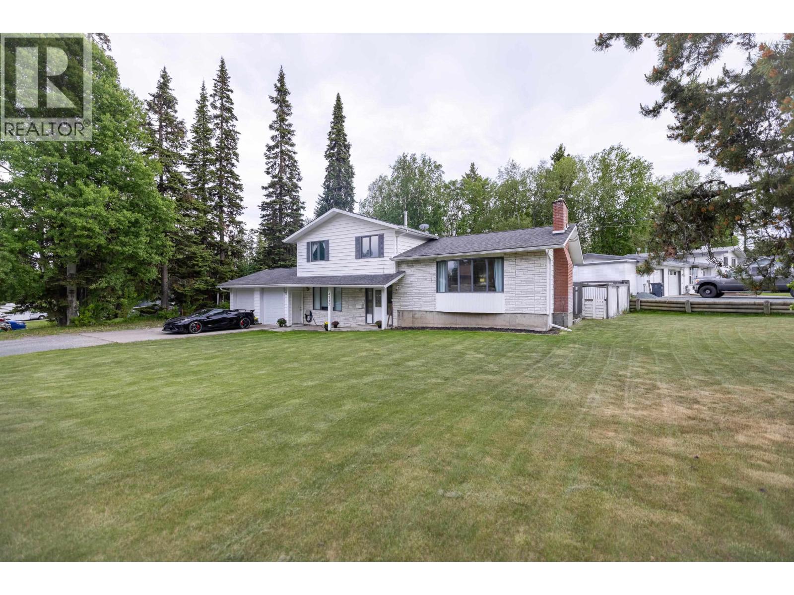 4327 Montgomery Crescent, Prince George, British Columbia  V2K 2E4 - Photo 3 - R3133477