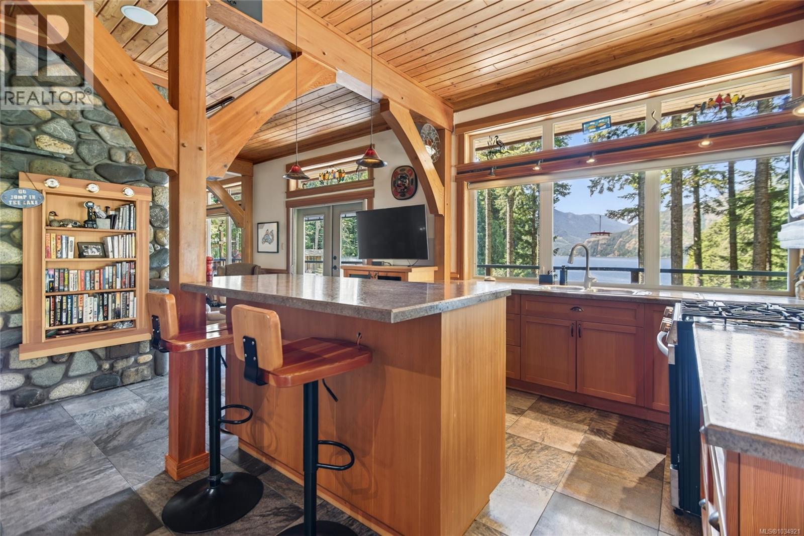 30 Baikie Dr, Campbell River, British Columbia  V9W 2C5 - Photo 7 - 1034921