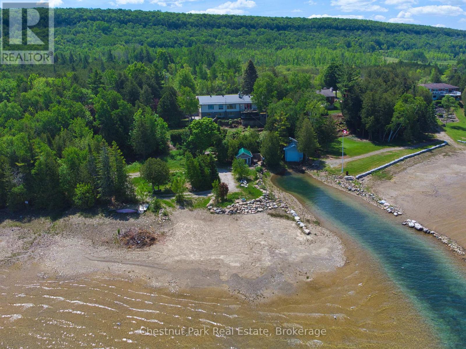 502435 Grey Road 1, Georgian Bluffs, Ontario  N0H 2T0 - Photo 2 - X12782326