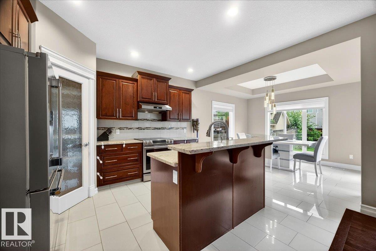 1326 Cunningham Dr SW, Edmonton, Alberta  T6W 0R8 - Photo 9 - E4492518