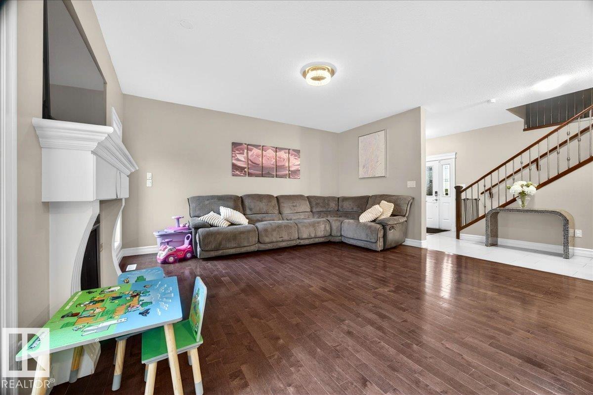 1326 Cunningham Dr SW, Edmonton, Alberta  T6W 0R8 - Photo 12 - E4492518
