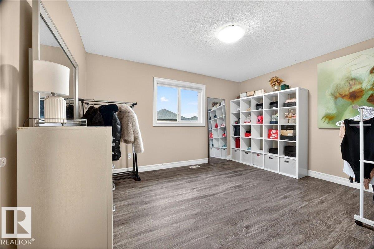 1326 Cunningham Dr SW, Edmonton, Alberta  T6W 0R8 - Photo 33 - E4492518
