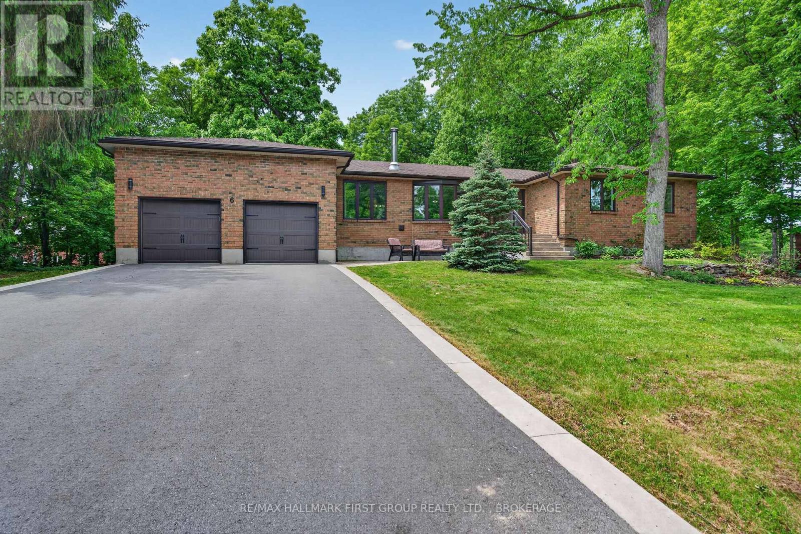 6 Wilmot Street, Kingston, Ontario  K7L 4V1 - Photo 2 - X13417198