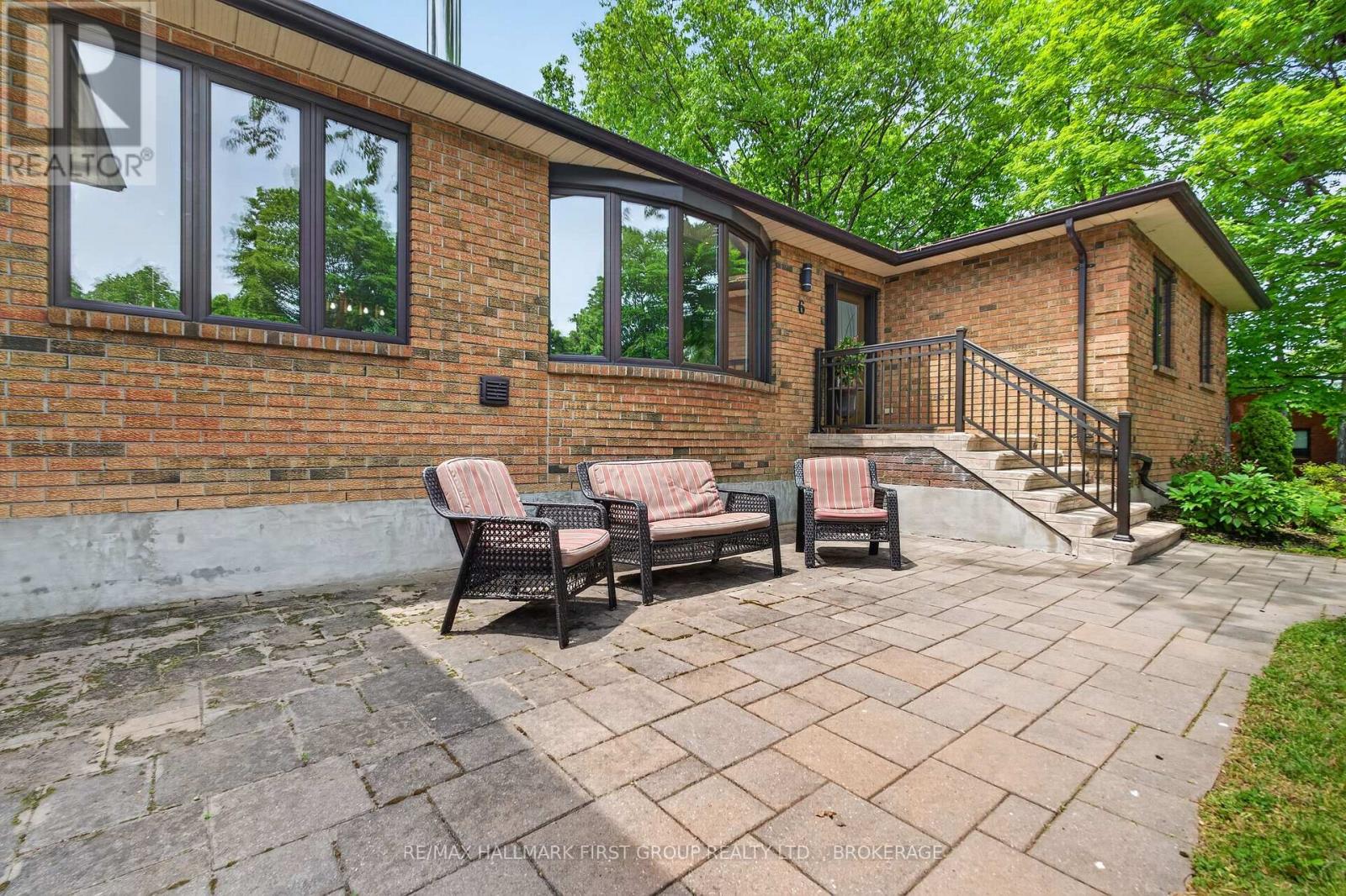6 Wilmot Street, Kingston, Ontario  K7L 4V1 - Photo 3 - X13417198