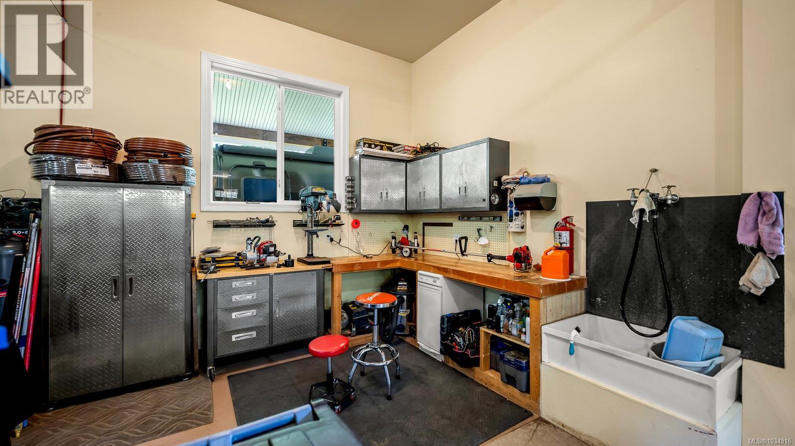 6077 Todd Rd, Courtenay, British Columbia  V9J 1P4 - Photo 40 - 1034916